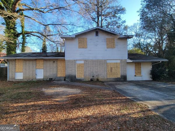 745 S Carter Drive, Jonesboro, GA 30236