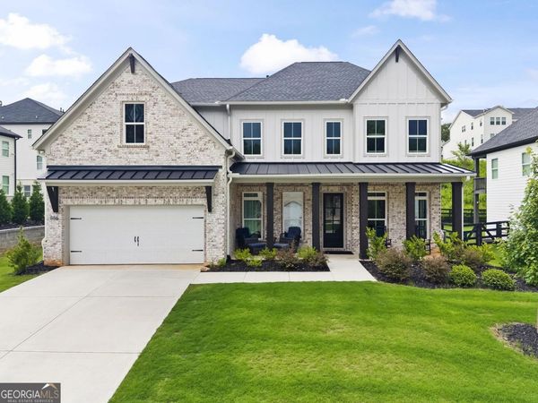 886 Keystone Drive, Woodstock, GA 30188