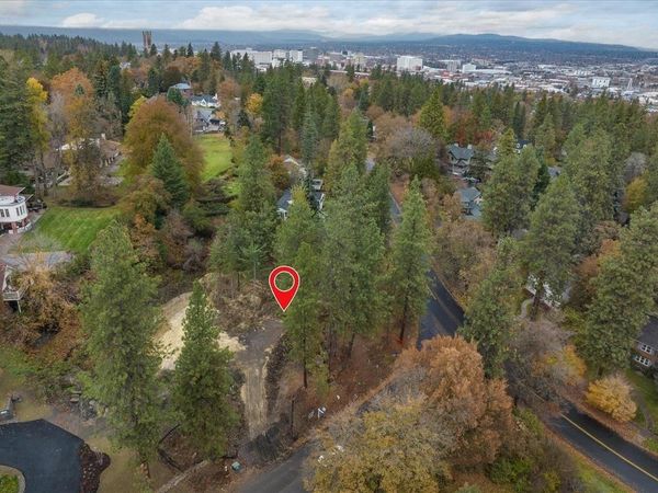 1510 S Upper Terrace Rd, Spokane, WA 99203