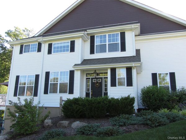 48 High Ridge Lane , Middletown, NY 10940