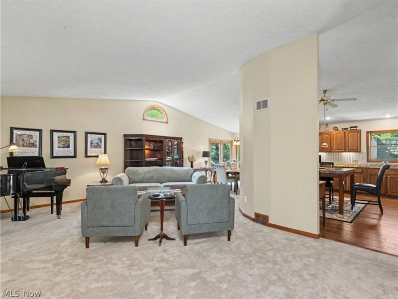 604 Inverness Road , Akron, OH 44313 Photo 4