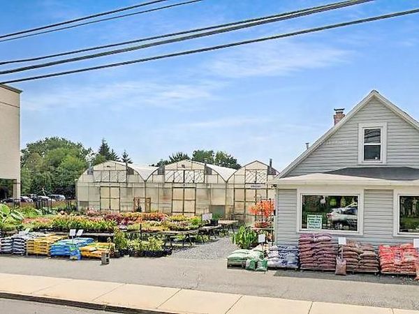 1422 MAIN STREET , CATASAUQUA, PA 18032