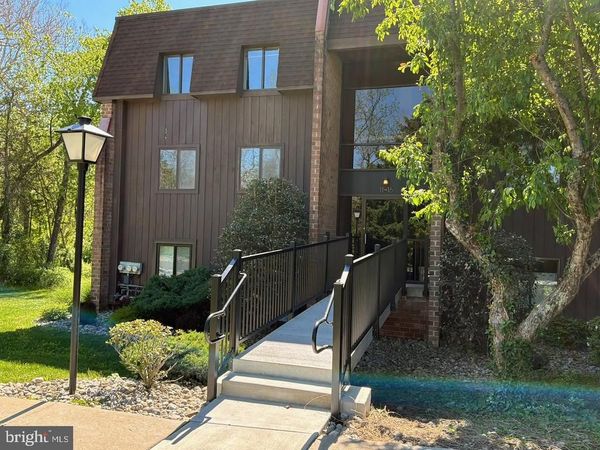 15 HERMITAGE DRIVE, NEW HOPE, PA 18938