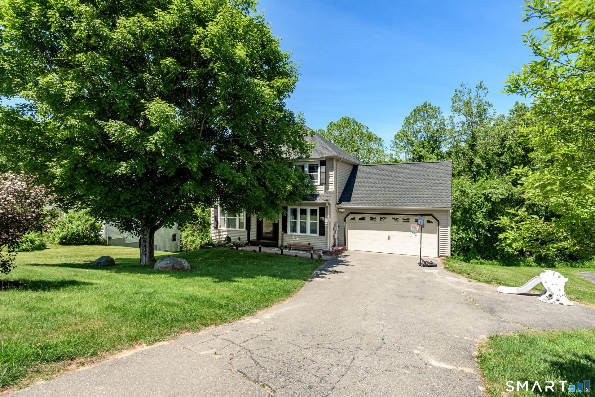10 Dawns, New Milford, CT 06776 Main Photo