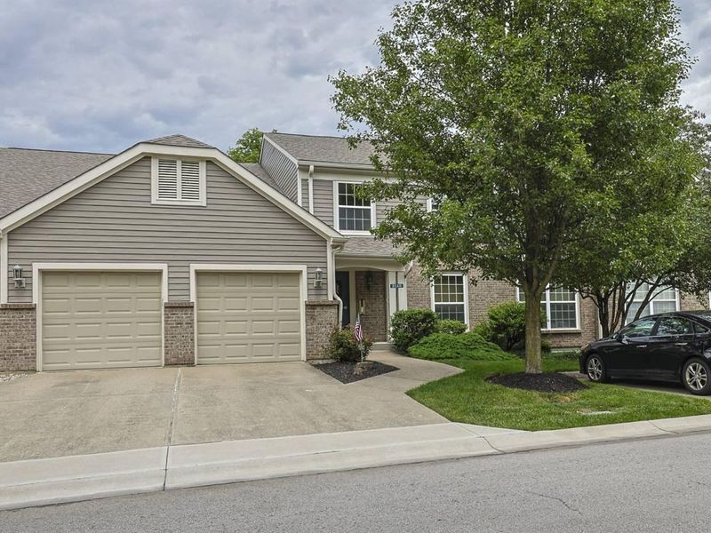 2115 Clareglen Drive, Unit 302, Crescent Springs, KY 41017 Photo 1