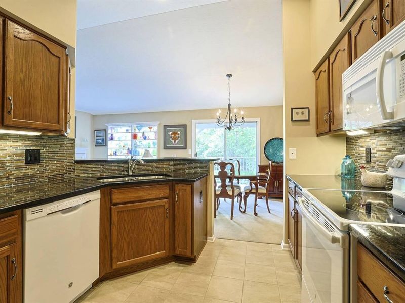 2115 Clareglen Drive, Unit 302, Crescent Springs, KY 41017 Photo 14