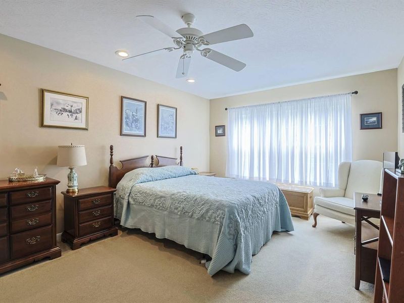 2115 Clareglen Drive, Unit 302, Crescent Springs, KY 41017 Photo 16