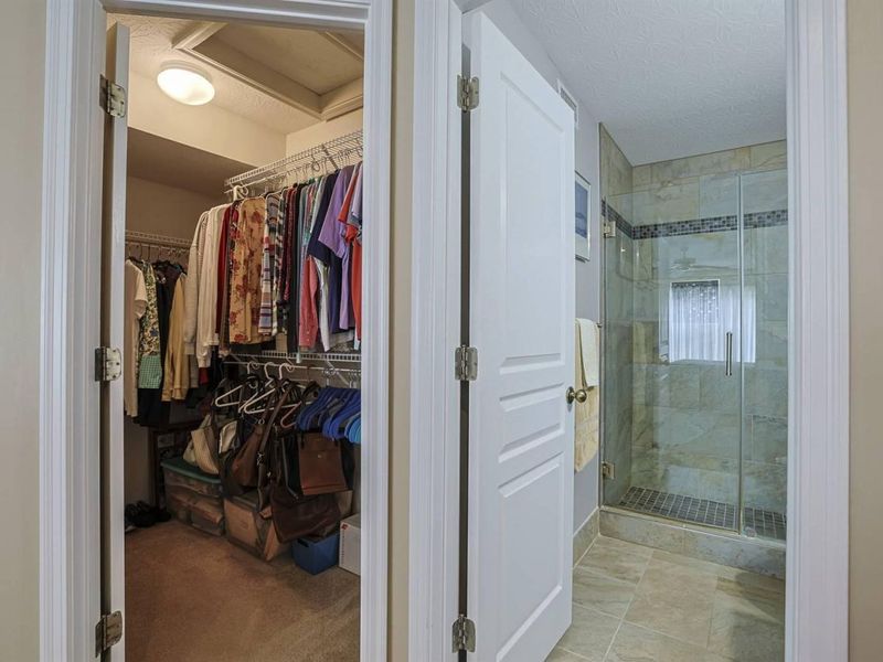 2115 Clareglen Drive, Unit 302, Crescent Springs, KY 41017 Photo 18