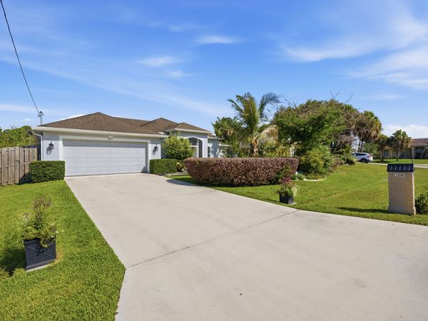 2081 SW Tropical Terrace, Port St. Lucie, FL 34953