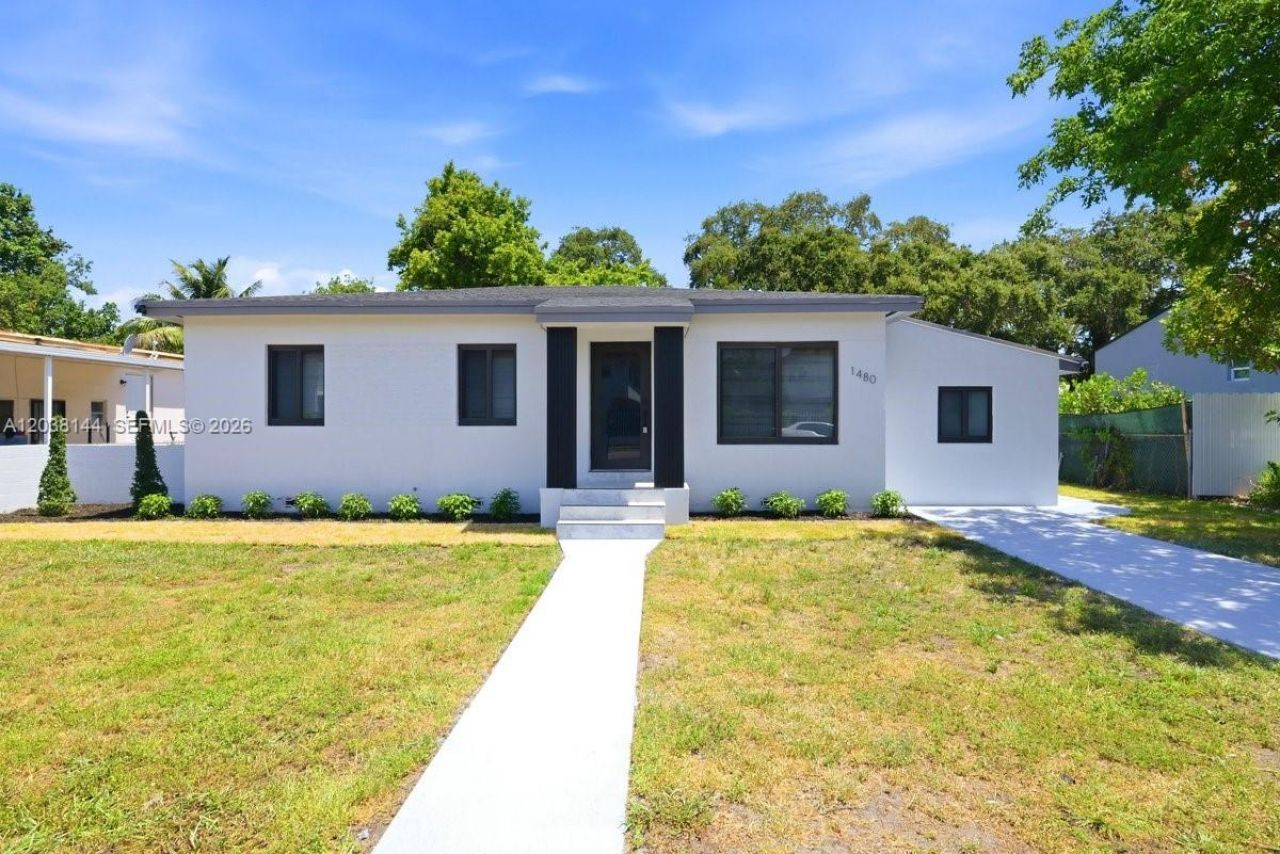 1480 NE 150th St, Miami, FL 33161 Photo