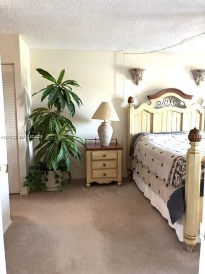 2500 NE 135th St , Unit C611, North Miami, FL 33181 Photo