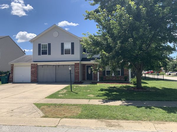 1601 Creekside Drive , Brownsburg, IN 46112