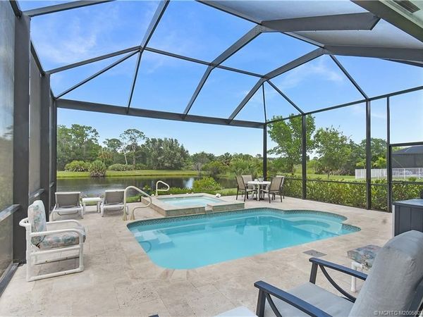 208 SE Via Tirso, Port St Lucie, FL 34952