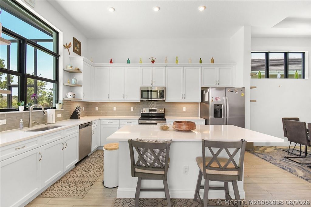 208 SE Via Tirso, Port Saint Lucie, FL 34952 Photo