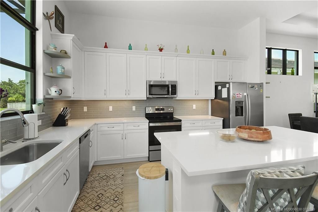 208 SE Via Tirso, Port Saint Lucie, FL 34952 Photo