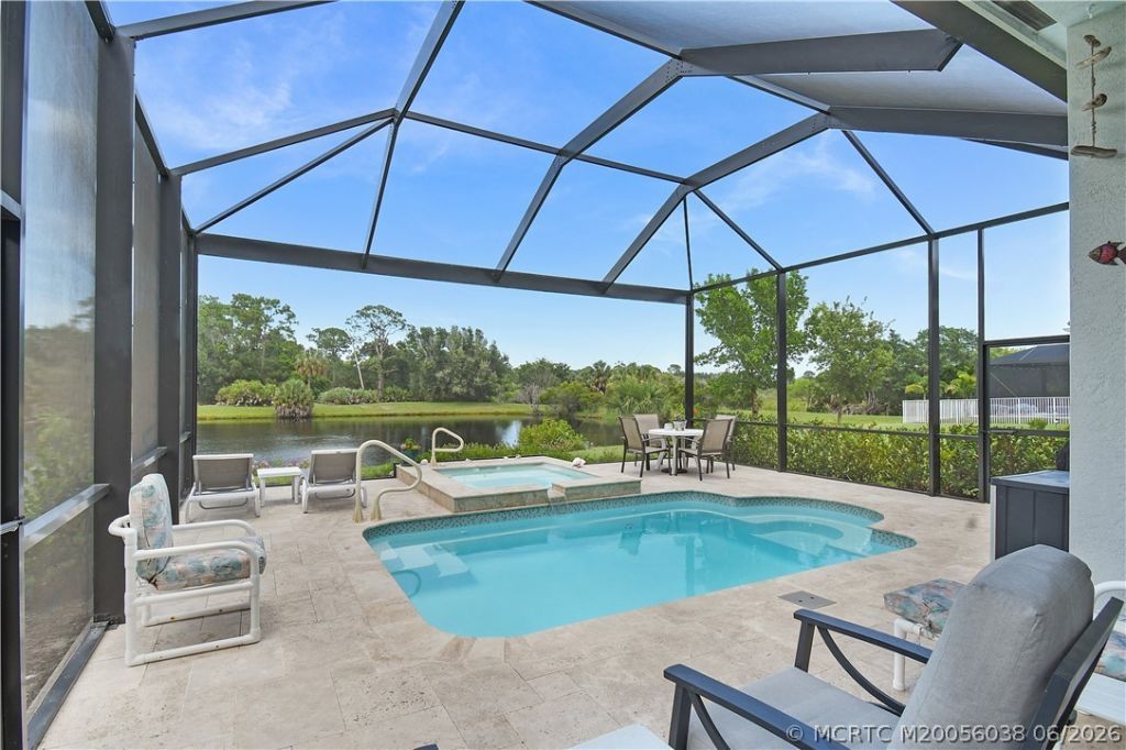208 SE Via Tirso, Port Saint Lucie, FL 34952 Photo