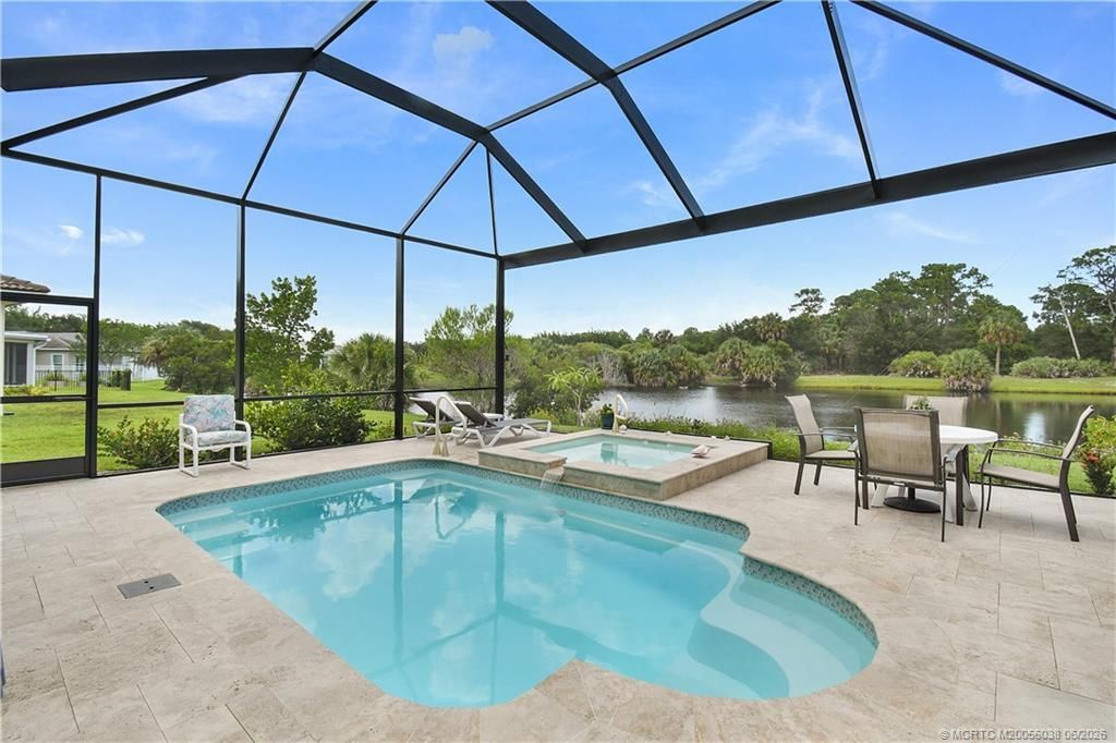 208 SE Via Tirso, Port Saint Lucie, FL 34952 Photo