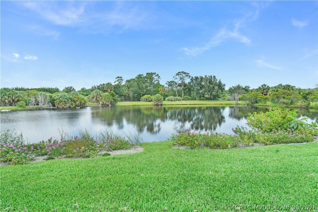 208 SE Via Tirso, Port Saint Lucie, FL 34952 Photo