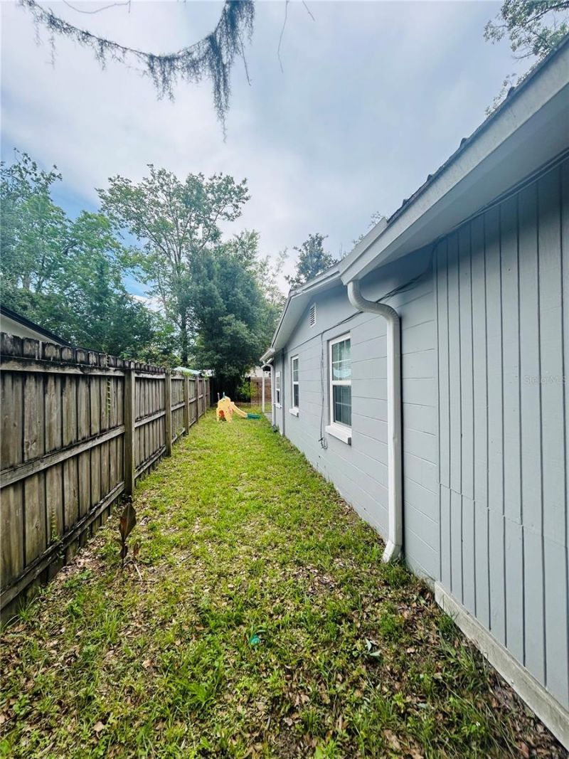 520 NW 26th Avenue, Gainesville, FL 32609 Photo