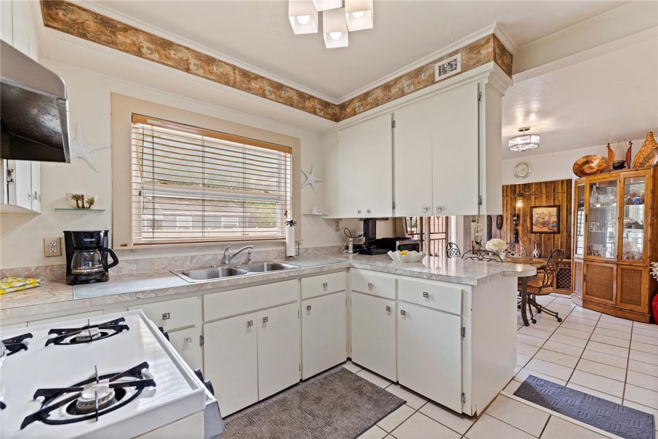 726 17th Avenue S, Saint Petersburg, FL 33701 Photo