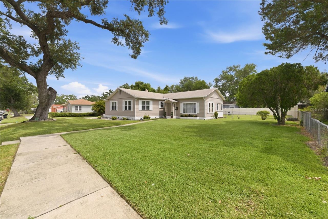 726 17th Avenue S, Saint Petersburg, FL 33701 Photo