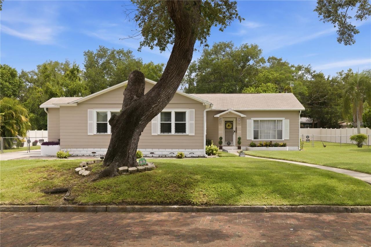 726 17th Avenue S, Saint Petersburg, FL 33701 Photo