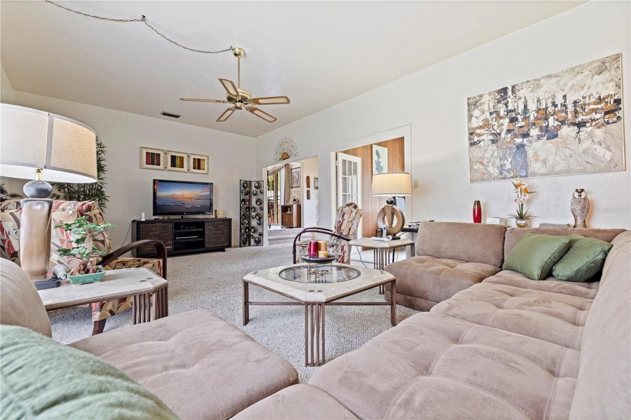 726 17th Avenue S, Saint Petersburg, FL 33701 Photo