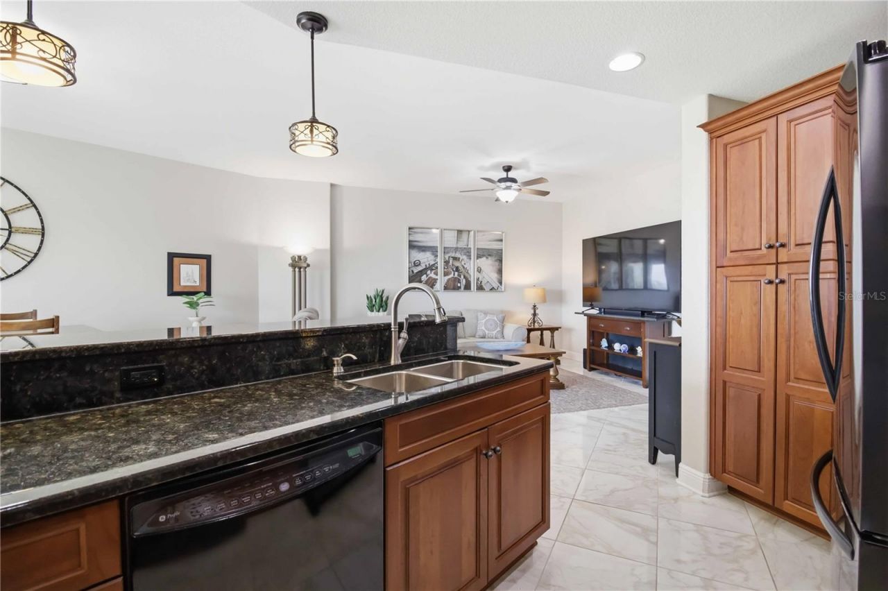 501 Haben Boulevard , Unit 605, Palmetto, FL 34221 Photo