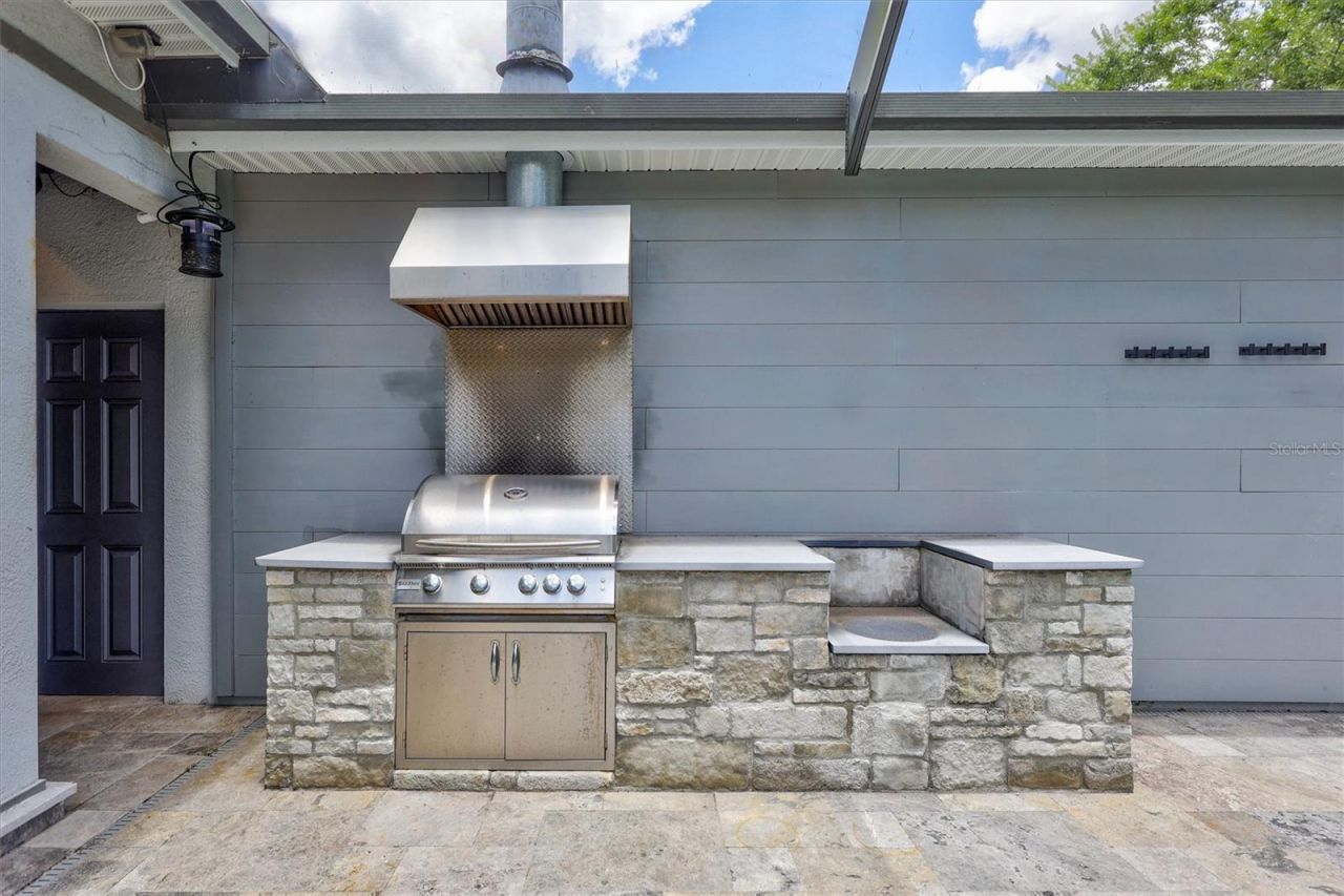 11908 Meridian Point Drive, Tampa, FL 33626 Photo