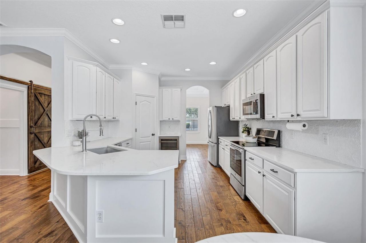 11908 Meridian Point Drive, Tampa, FL 33626 Photo