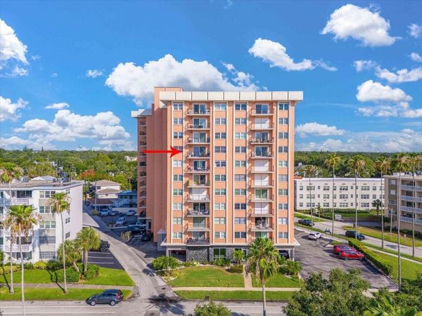 1120 N SHORE DRIVE NE, Unit 802, ST PETERSBURG, FL 33701