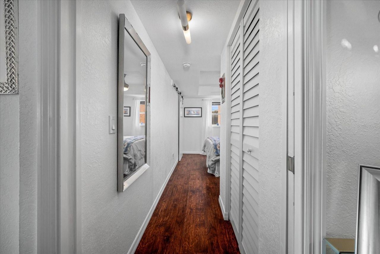 1120 N Shore Drive Ne, Unit 802, Saint Petersburg, FL 33701 Photo
