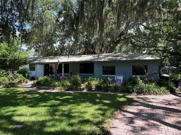 6005 DOC THOMPSON ROAD , PLANT CITY, FL 33565