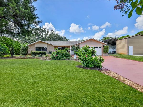 8270 SYCAMORE DRIVE, NEW PORT RICHEY, FL 34654