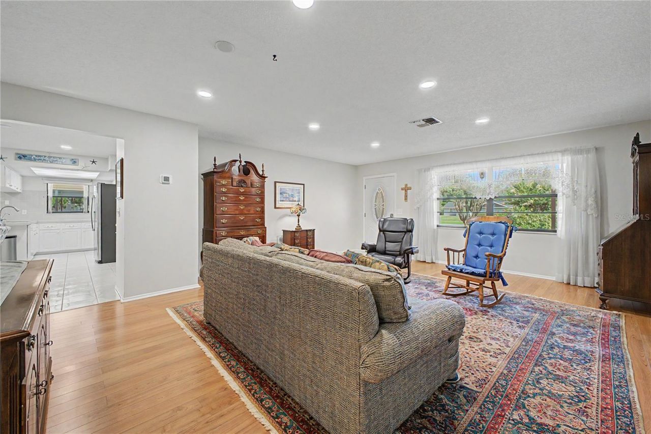 8270 Sycamore Drive, New Port Richey, FL 34654 Photo