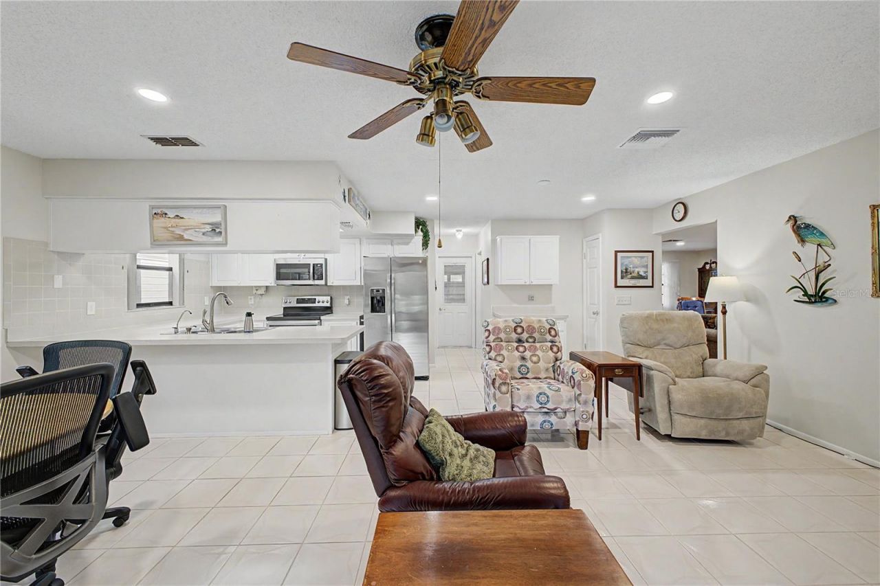 8270 Sycamore Drive, New Port Richey, FL 34654 Photo