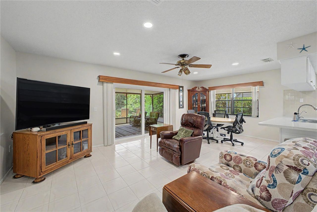 8270 Sycamore Drive, New Port Richey, FL 34654 Photo