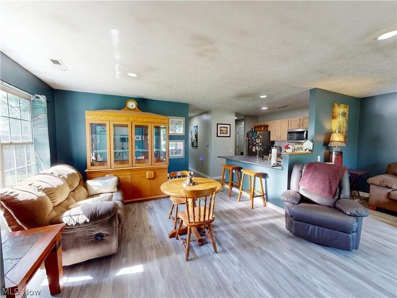 9552 Cloverleaf Road, Windham, OH 44288 Photo 3