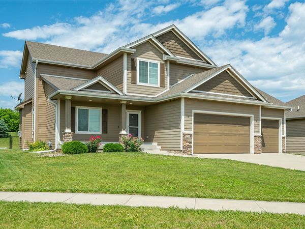 506 NW Ridgeline Drive , Ankeny, IA 50023