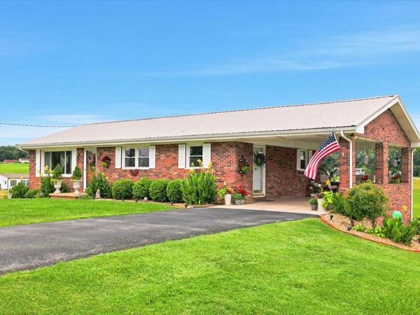 165 Unaka Drive, Mosheim, TN 37818