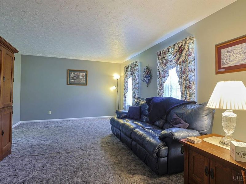 6641 Thunderhill Lane, Delhi Twp, OH 45233 Photo 7