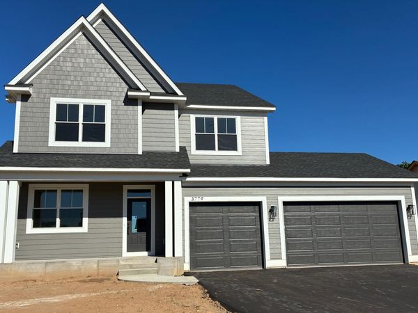 3779 Knightsbridge Lane N, Lake Elmo, MN 55042