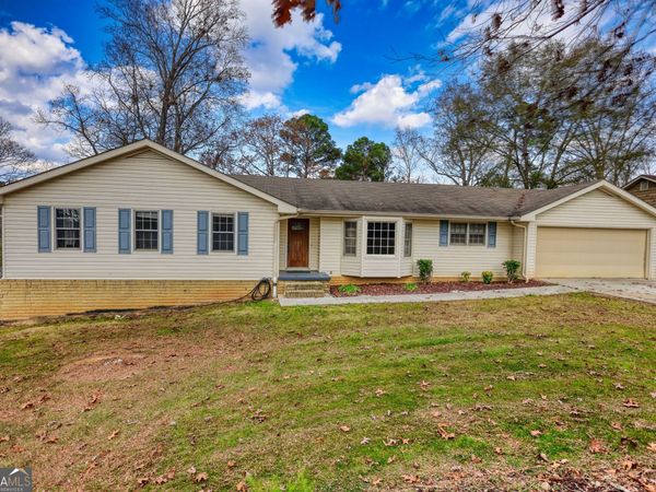 2289 Amberbrook Drive SW, Conyers, GA 30094