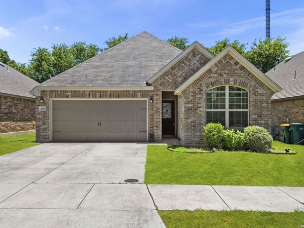 369 DERBY DR, Boerne, TX 78006