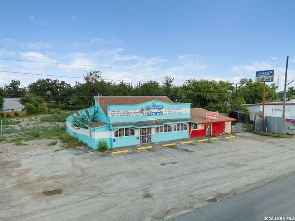 7222 New Laredo Highway, San Antonio, TX 78211