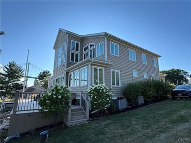 19514 Peel Dock Road , Wellesley Island, NY 13640