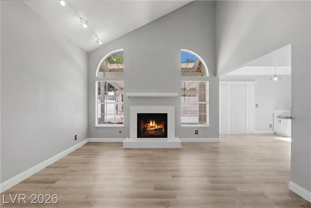 8912 Surf View Drive, Las Vegas, NV 89117 Main Photo