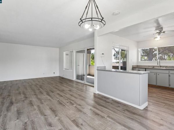 355 Parkview Ter, Unit 7, Vallejo, CA 94589