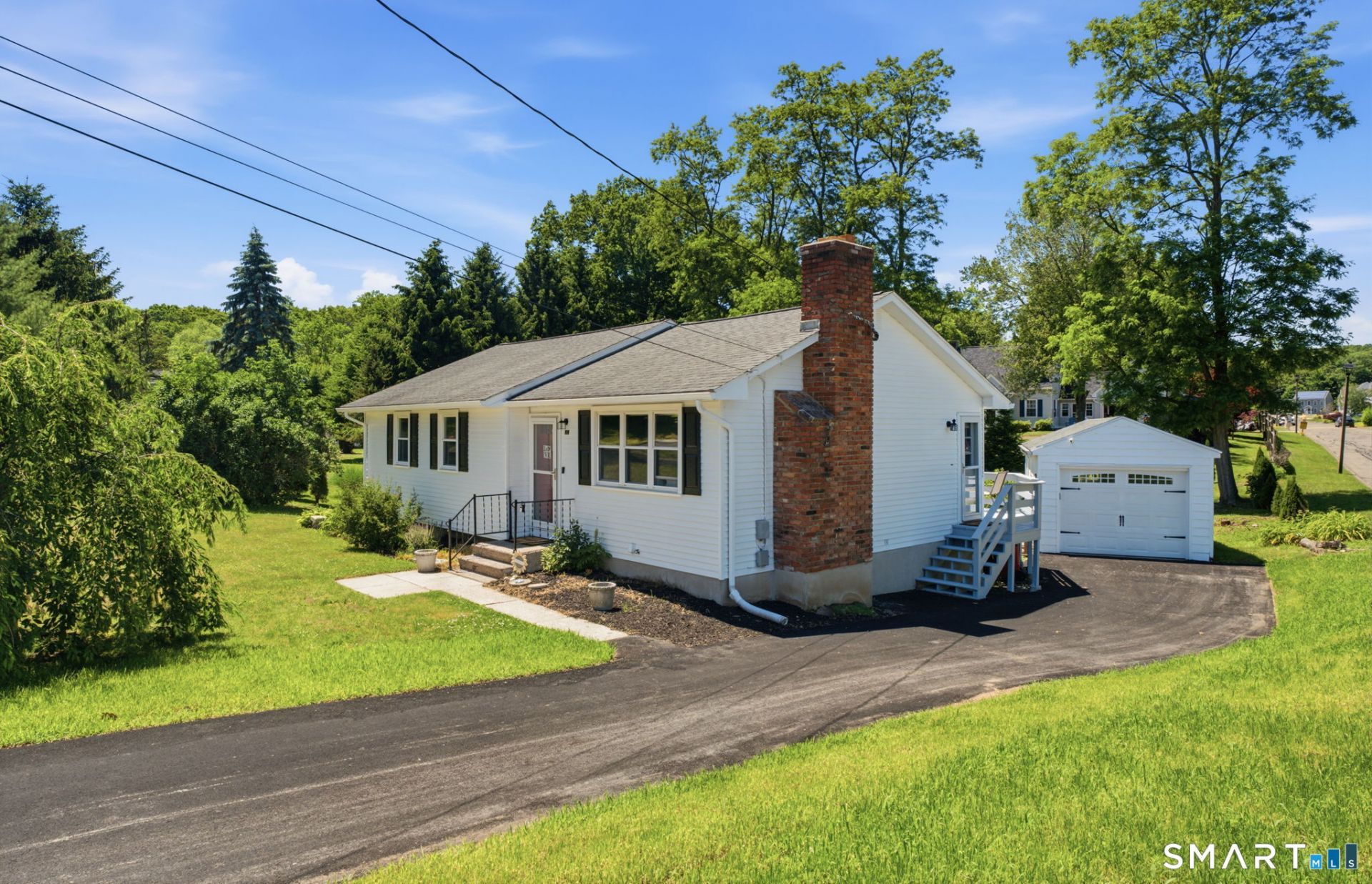 524 Gracey, Meriden, CT 06451 Main Photo