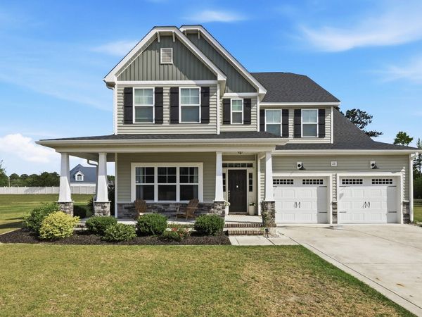 2240 Three Oaks Drive, Greenville, NC 27858